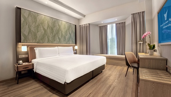 Mother’s Day Staycation Peninsula Excelsior Singapore, A Wyndham Hotel  Singapore 